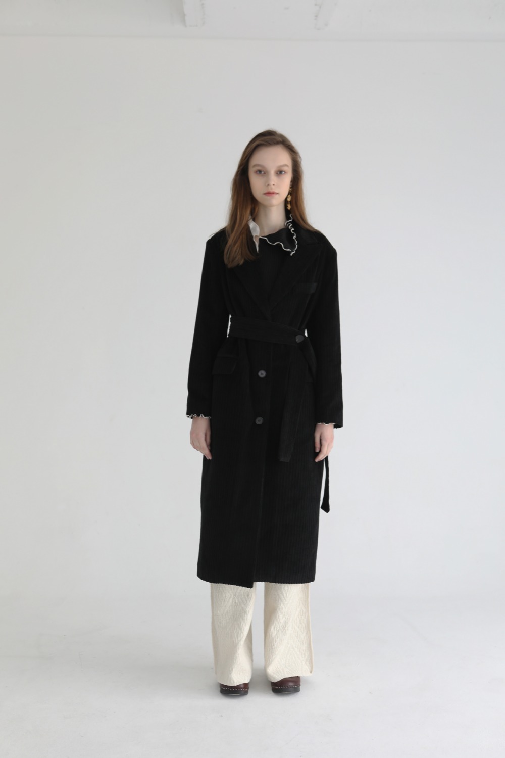 Soft corduroy coat [Black]