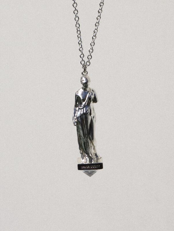 TYCHE NECKLACE