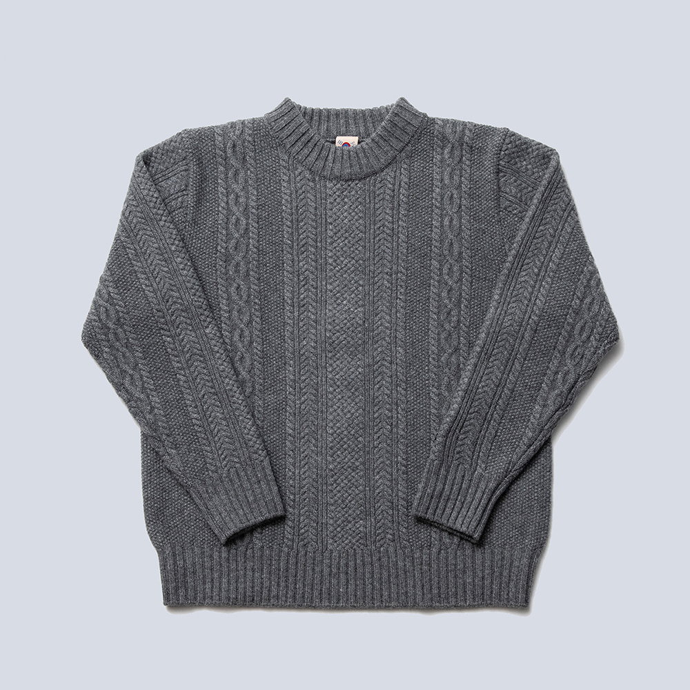 CABLE KNIT SWEATER(CHARCOAL)