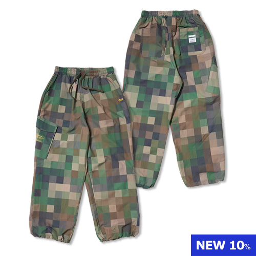 Square Camouflage Super Wide Jogger Pants Green