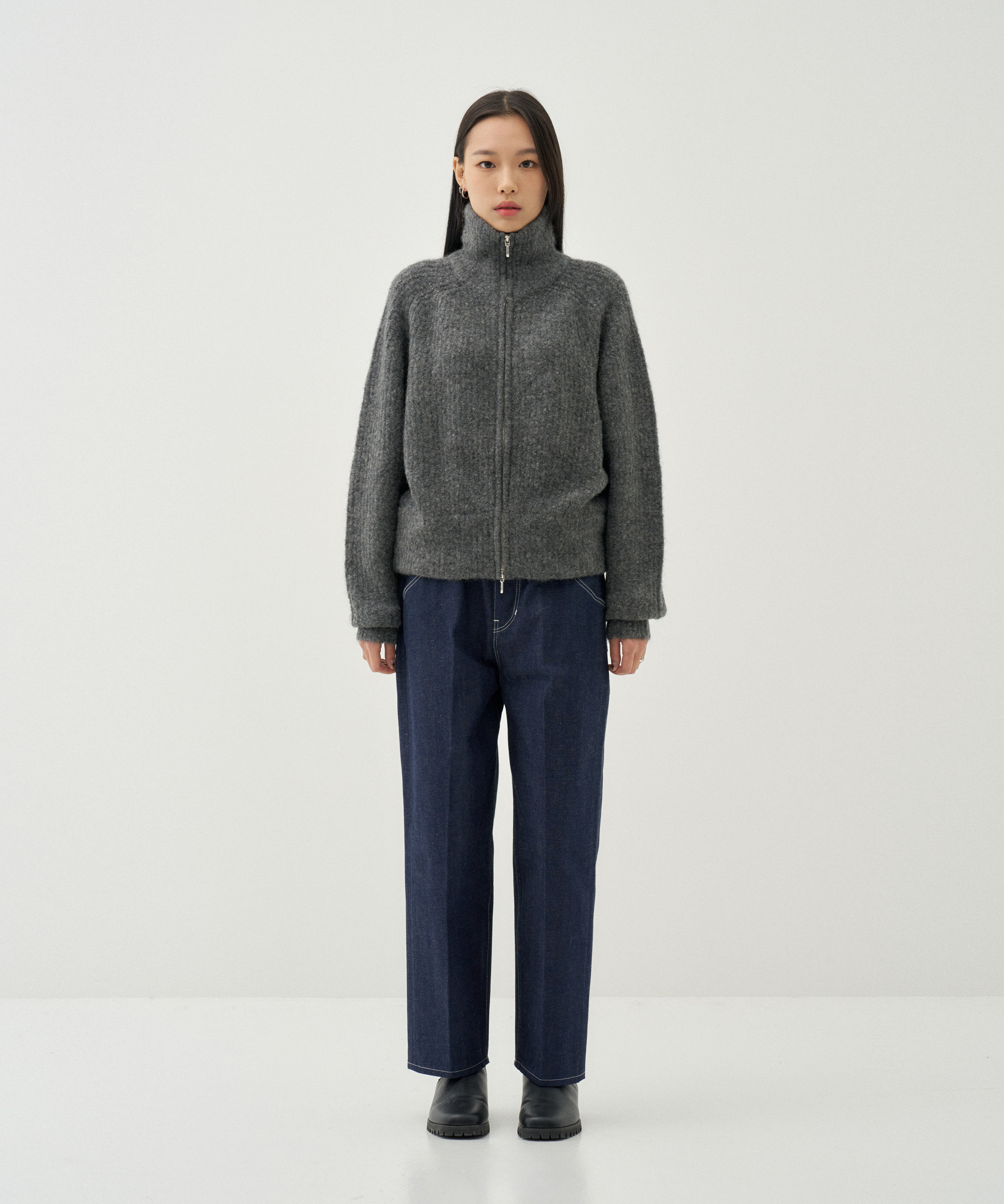 Cropped Drivers Knit (Charcoal)