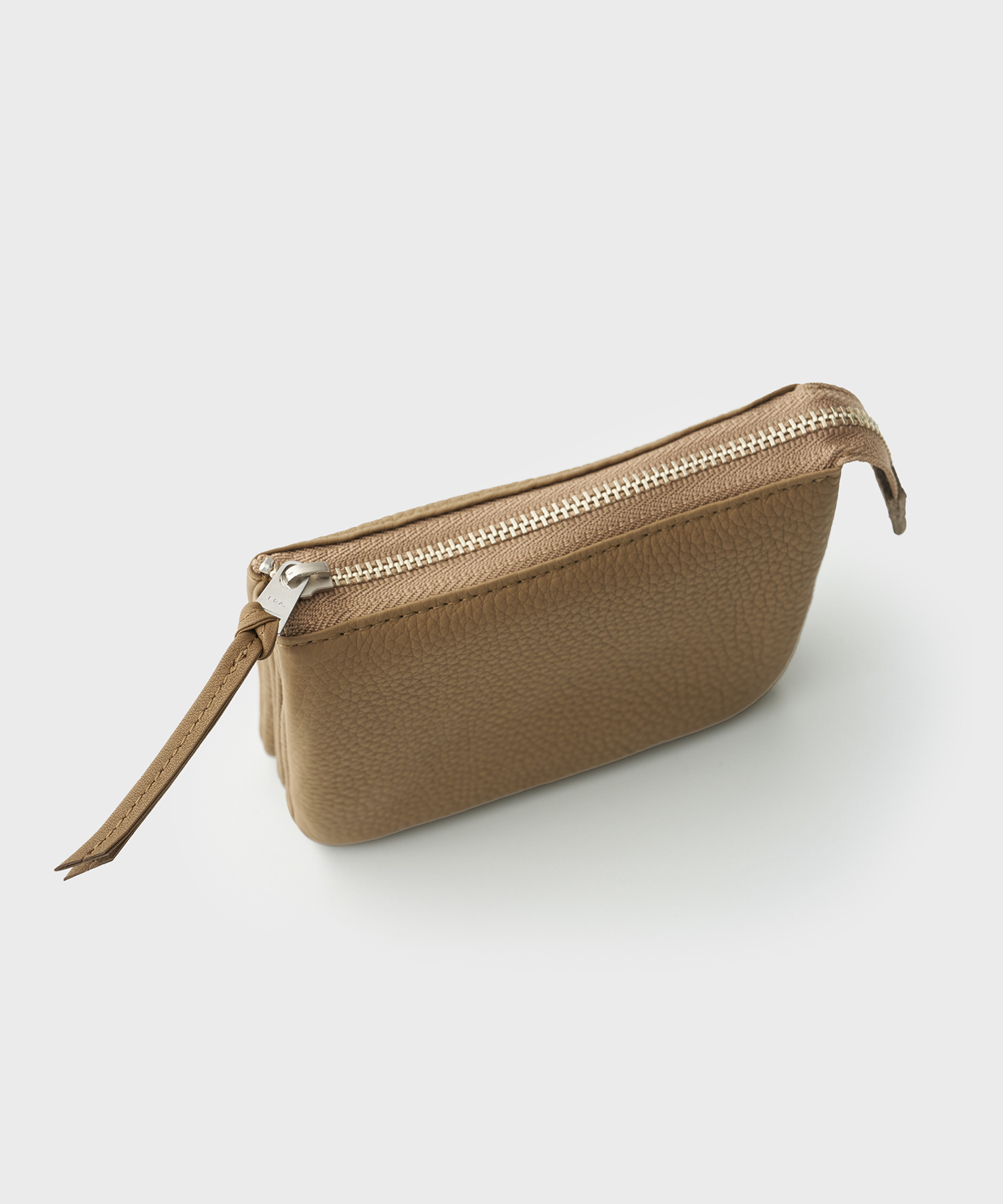 Bubble Calf Utility Wallet (Taupe) M