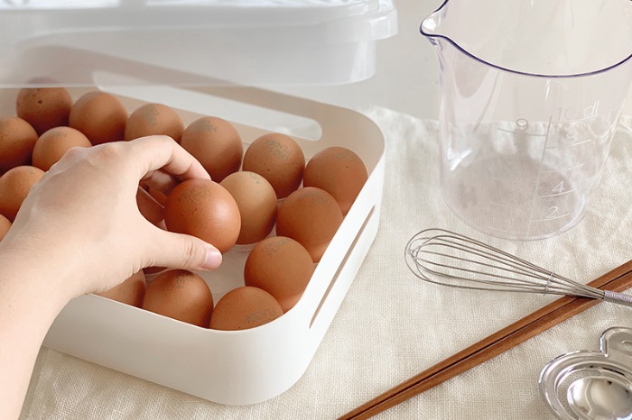 24 pieces of modern style egg storage box