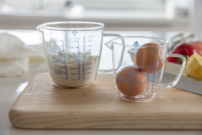 Blue Heat Resistant Glass Measuring Cup
