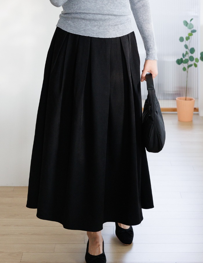 Mellow pleated skirt