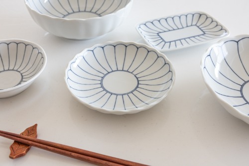 Petal Plate 3 Sizes - Side Dish Bowl