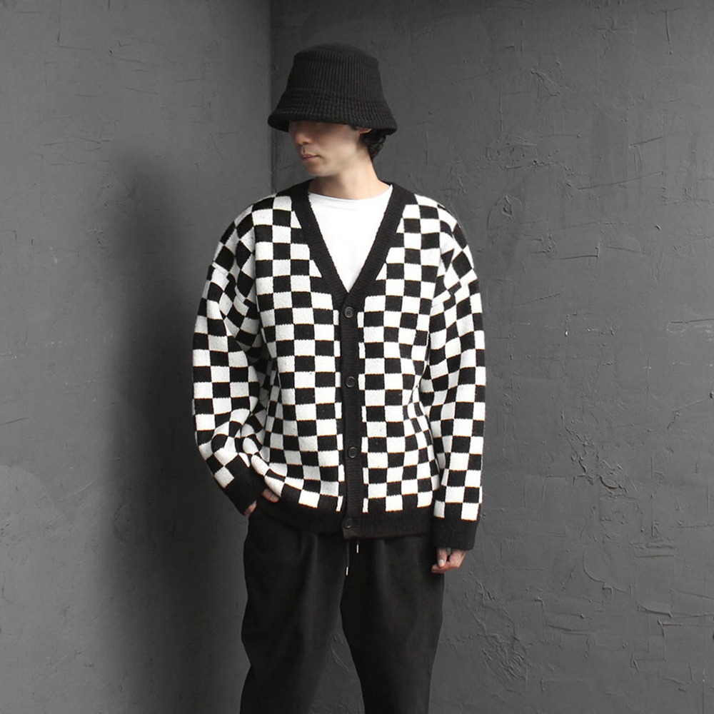 Checkered Pattern Thick Knit Cardigan 4147