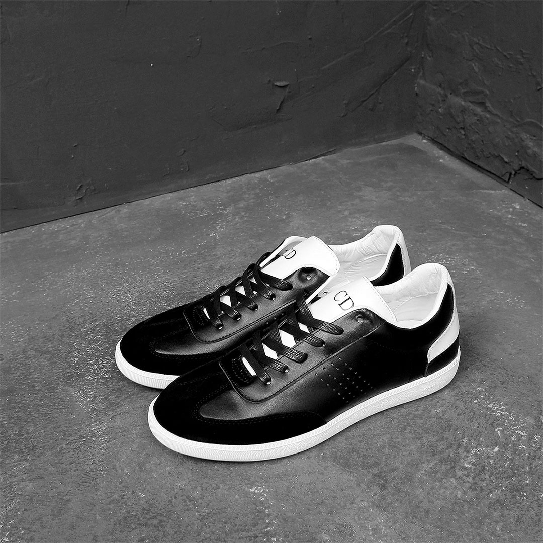 Simple Leather Runner Sneakers 518
