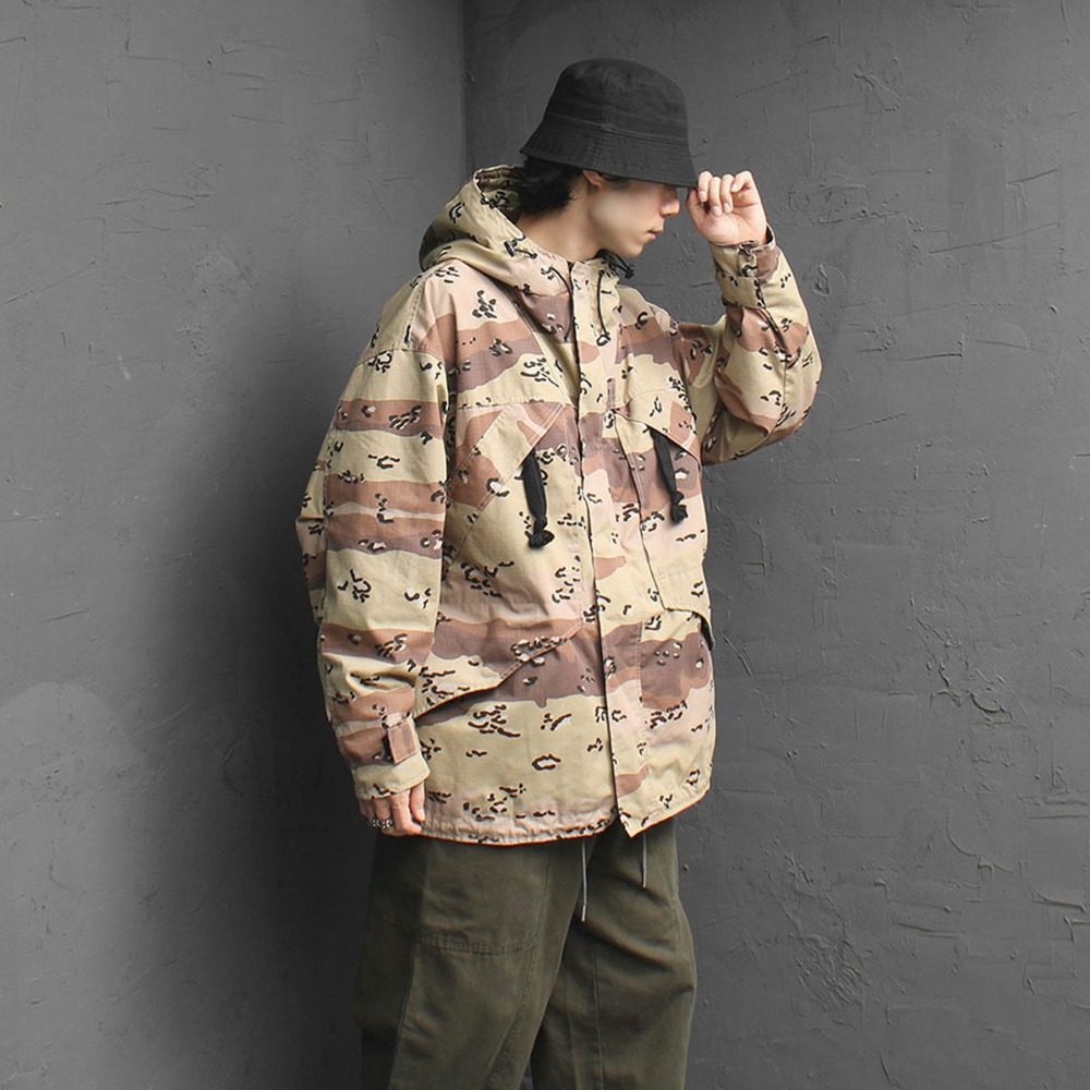 Military Camouflage Pattern Hood Jacket 3710