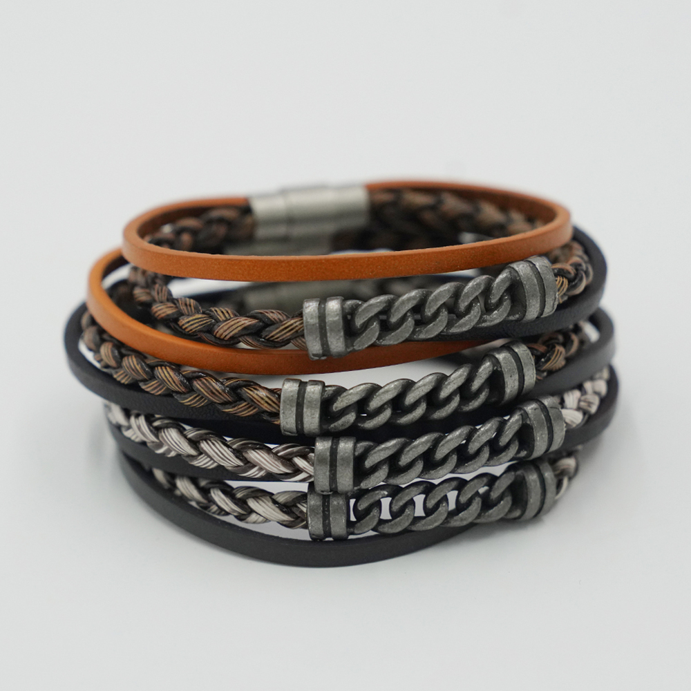 Chainlike Leather Bracelet
