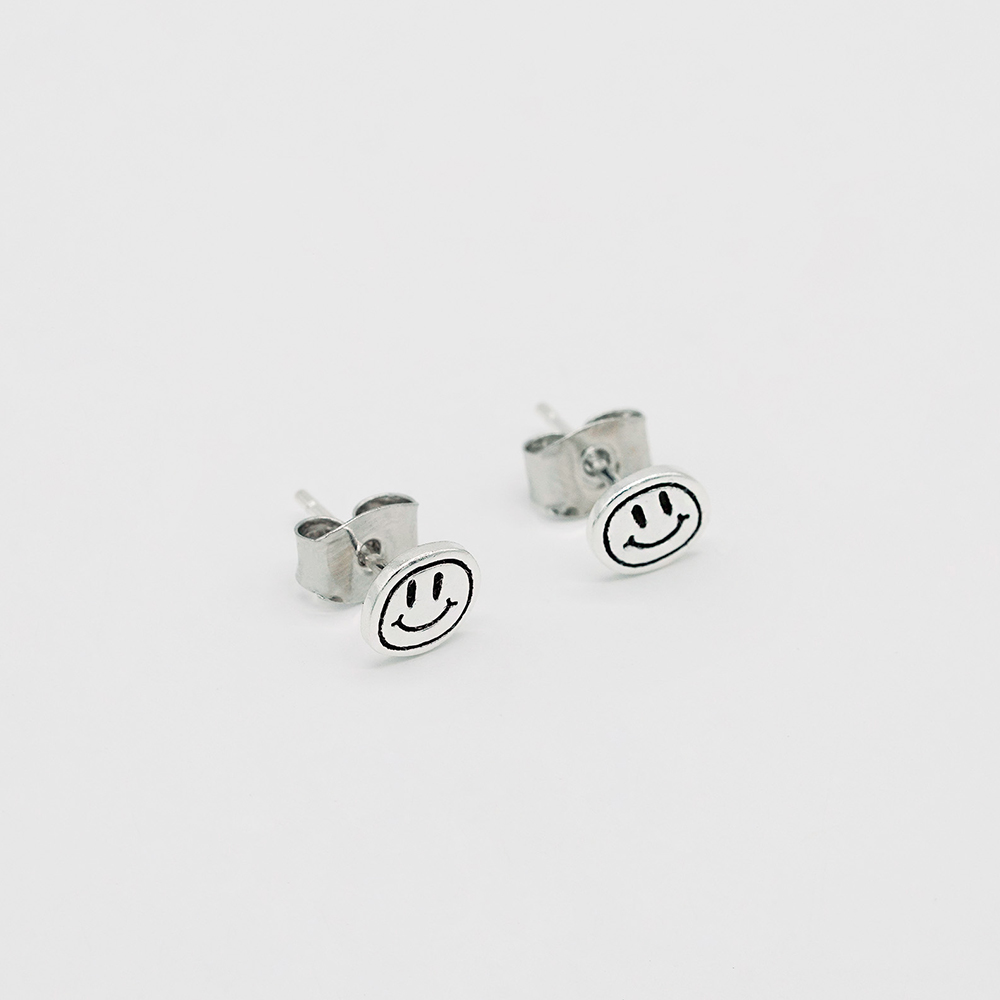 Petit Doodle Smiley Silver Earrings