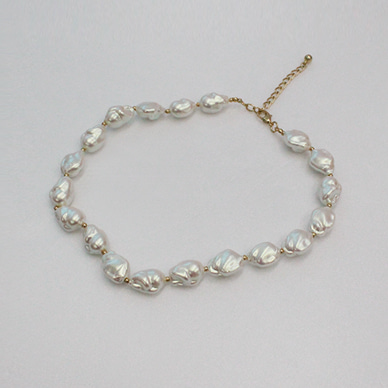 Pretty Ugly Pearl Necklace