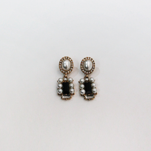 Antique Black Cubic Drop Pearl Earrings