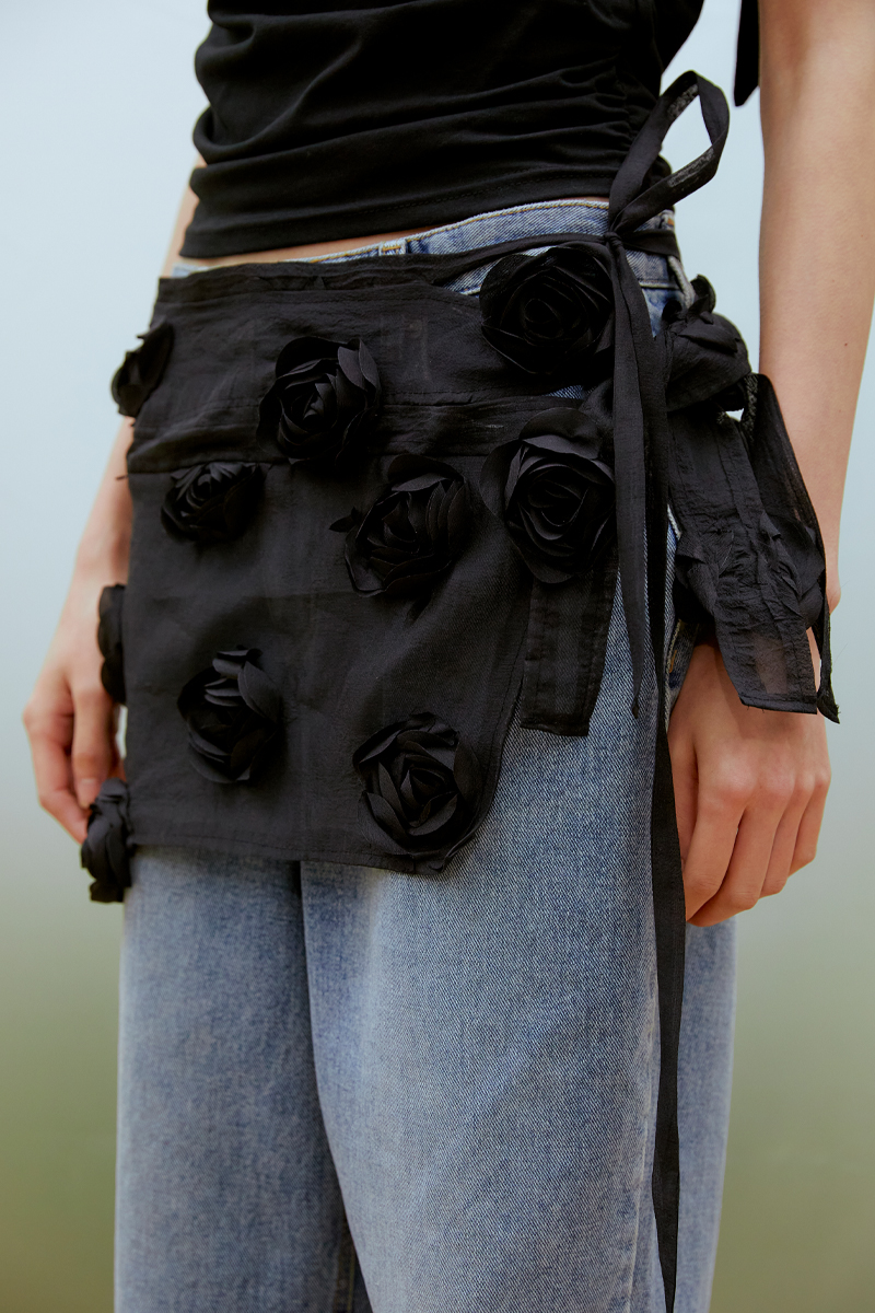 Rose Wrap Skirt (BLACK)