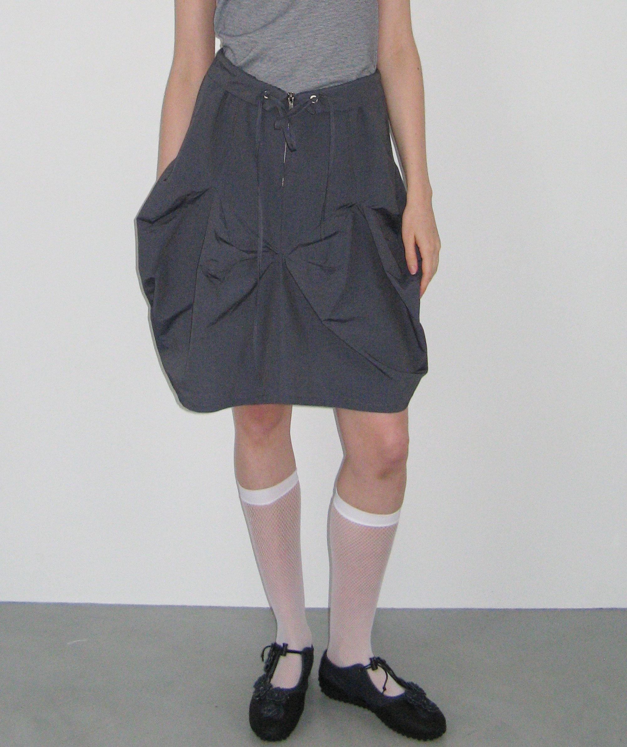 [5/21 예약발송] Clean Volume Stitch Skirt [Dark Gray]
