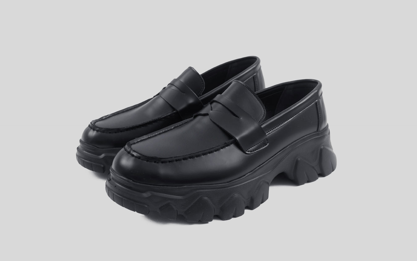 Round Toe Chunky Sole Loafers