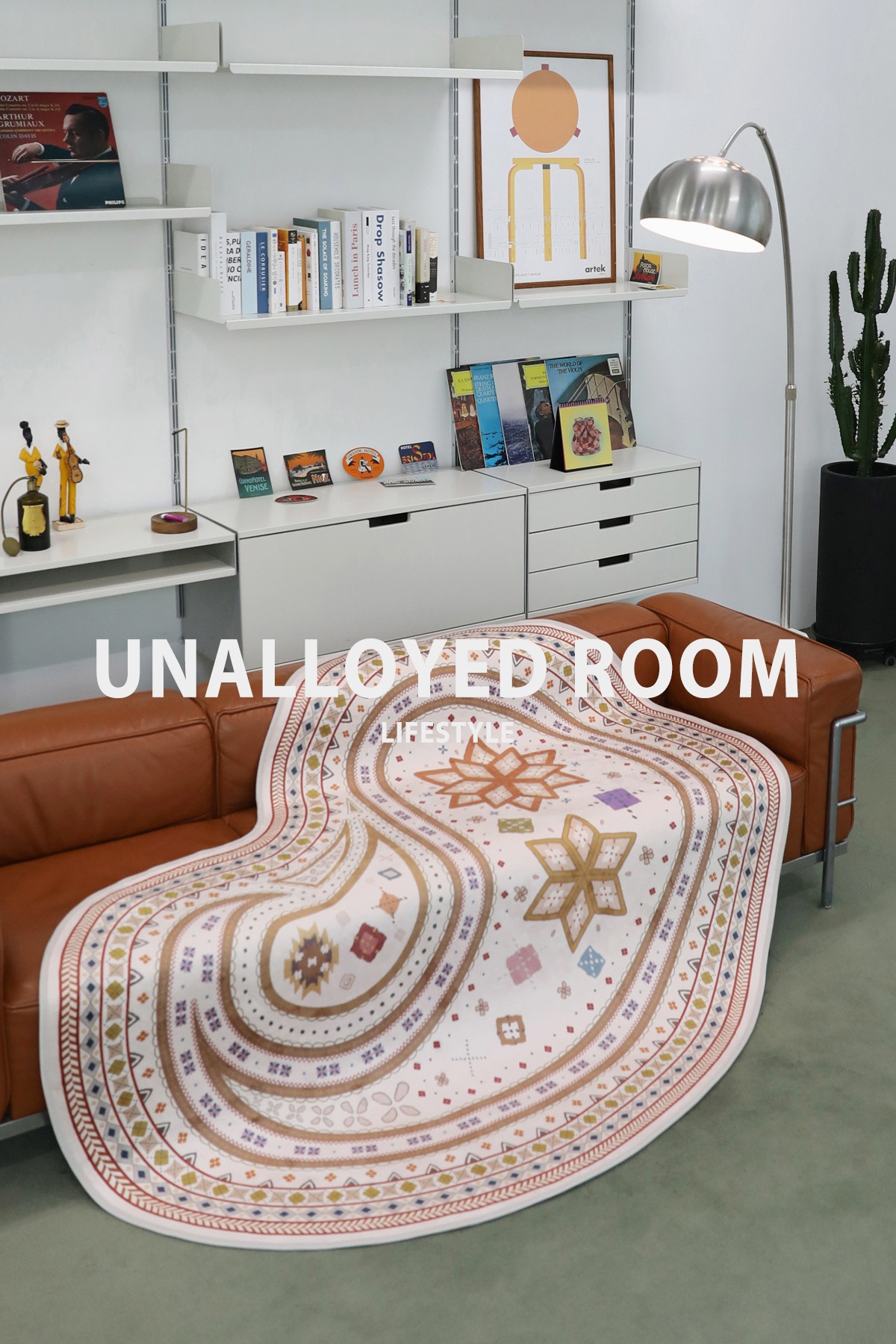 UNALLOYED ROOM COLLECTION 