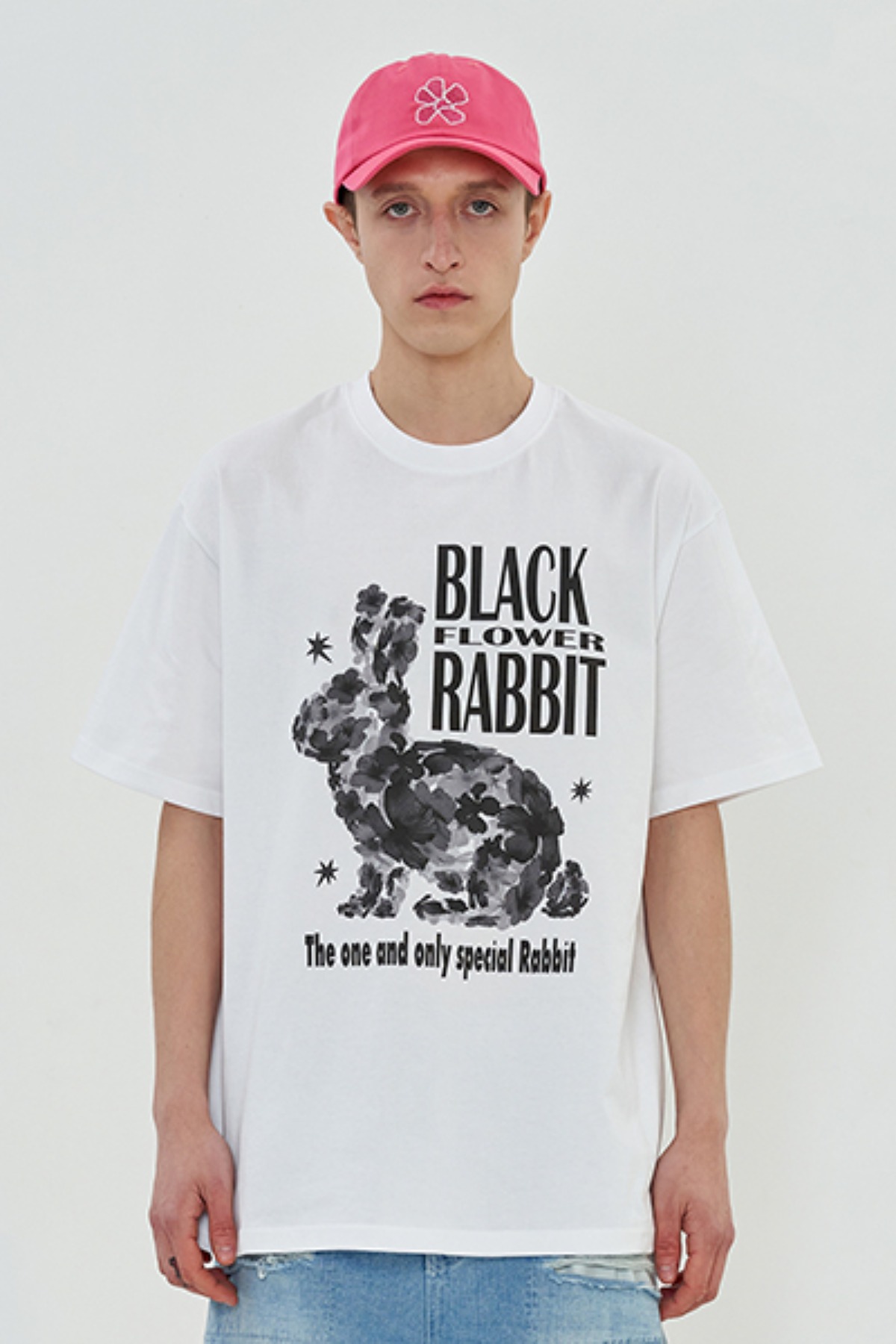 BLACK RABBIT T SHIRT / WHITE