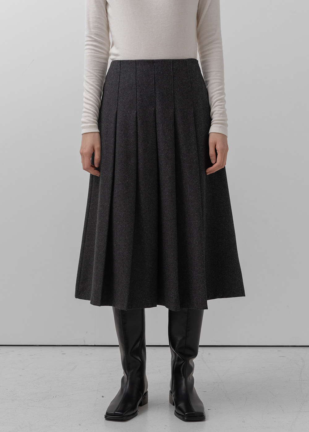 [POETE] Melt long wool pleat skirt