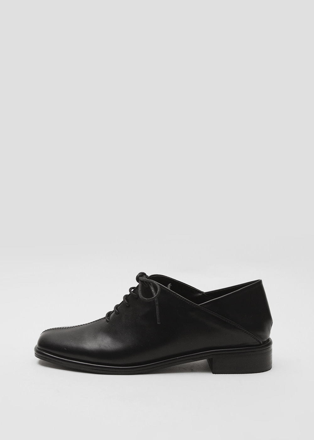 Square 2way string loafer