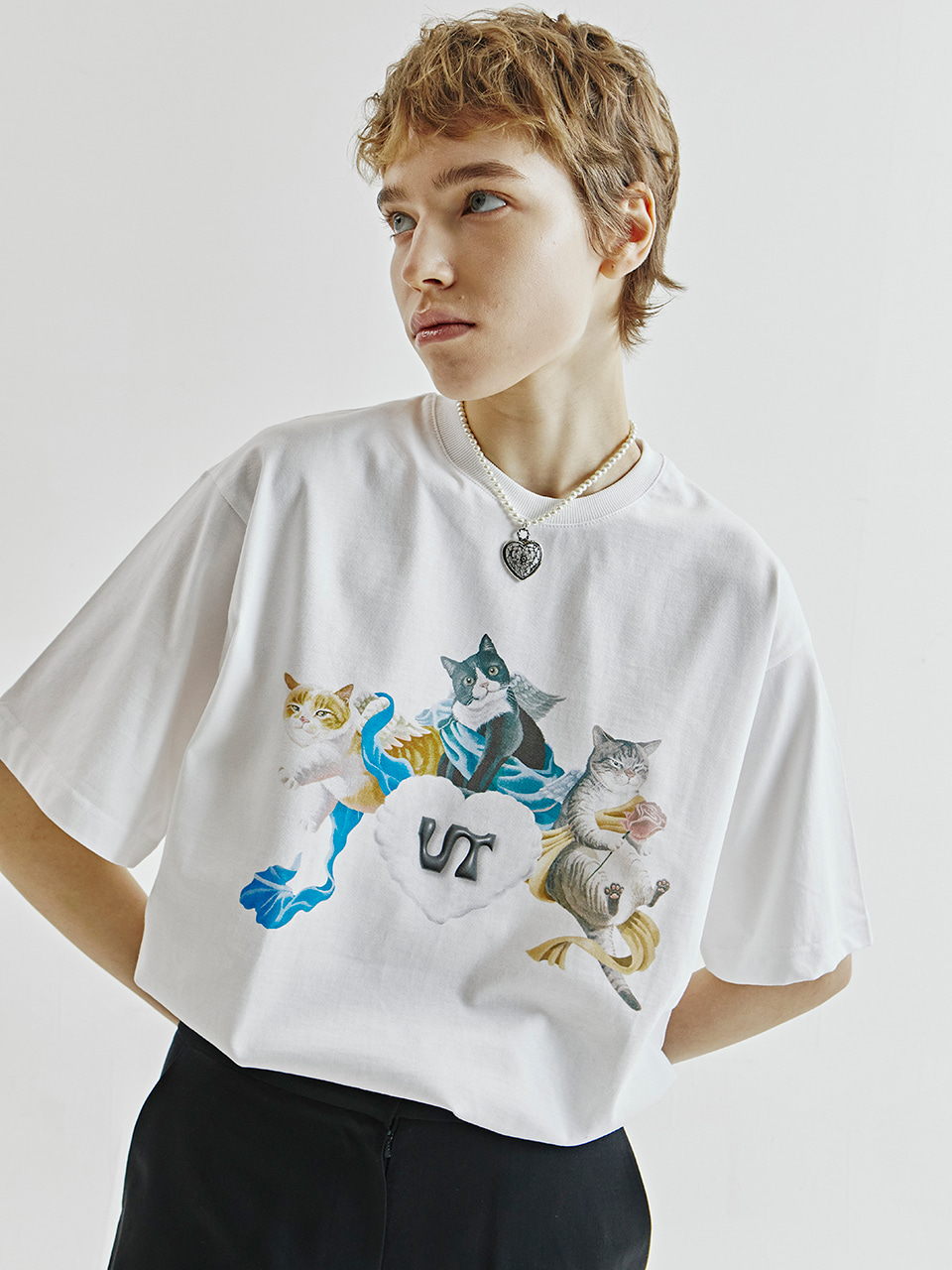 김주선님의 고양이 반팔 티셔츠 (화이트)