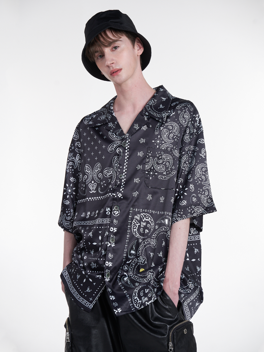 OVER FIT PAISLEY S/S SPANDEX SHIRTS BLACK
