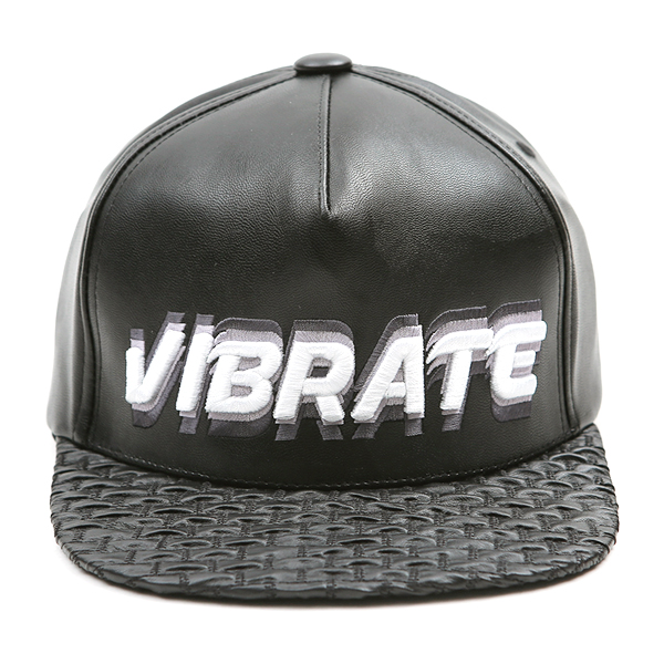 VIBRATE - SIGNATURE NAME (leather black&amp;white)
