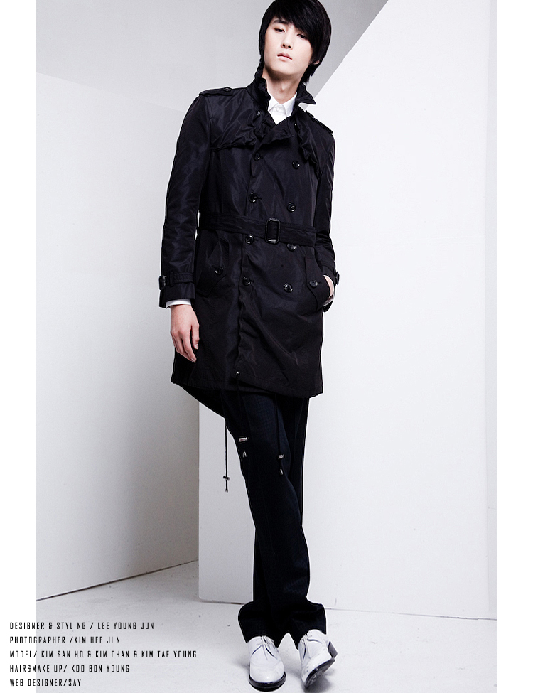 2008-09 F/W SEOUL COLLECTION  　　　　　　　　　　　　　　&quot;CLIMBER CLASSIC&quot;　　　　  　　　　　　　　　　　　　　　　　　　　　　　　WIRE TRENCH COAT