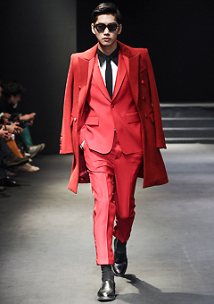 [206 HOMME]SEOUL COLLECTION&quot;HYBRID&quot;RED TUXIDO SILK-WOOL SUIT