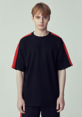 [206 HOMME]2018 S/S  NEW  COLLECTIONSEMI-OVER FIT™ BLACK &amp; RED LINE T(UNISEX)(18SSTH-012BR)