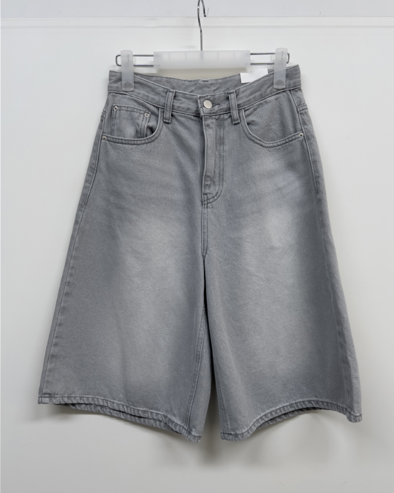 【INCHANT ME】[unisex] 842 Washed Bermuda Denim Pants Gray catwash bermuda wide denim - INCHANT ME
