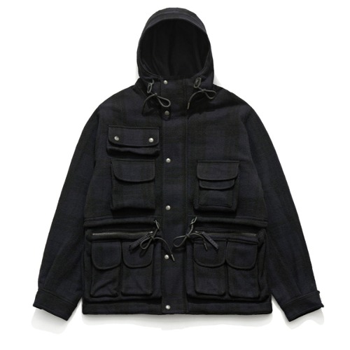 EASTLOGUE Navy Check Wool Cameraman Jumper