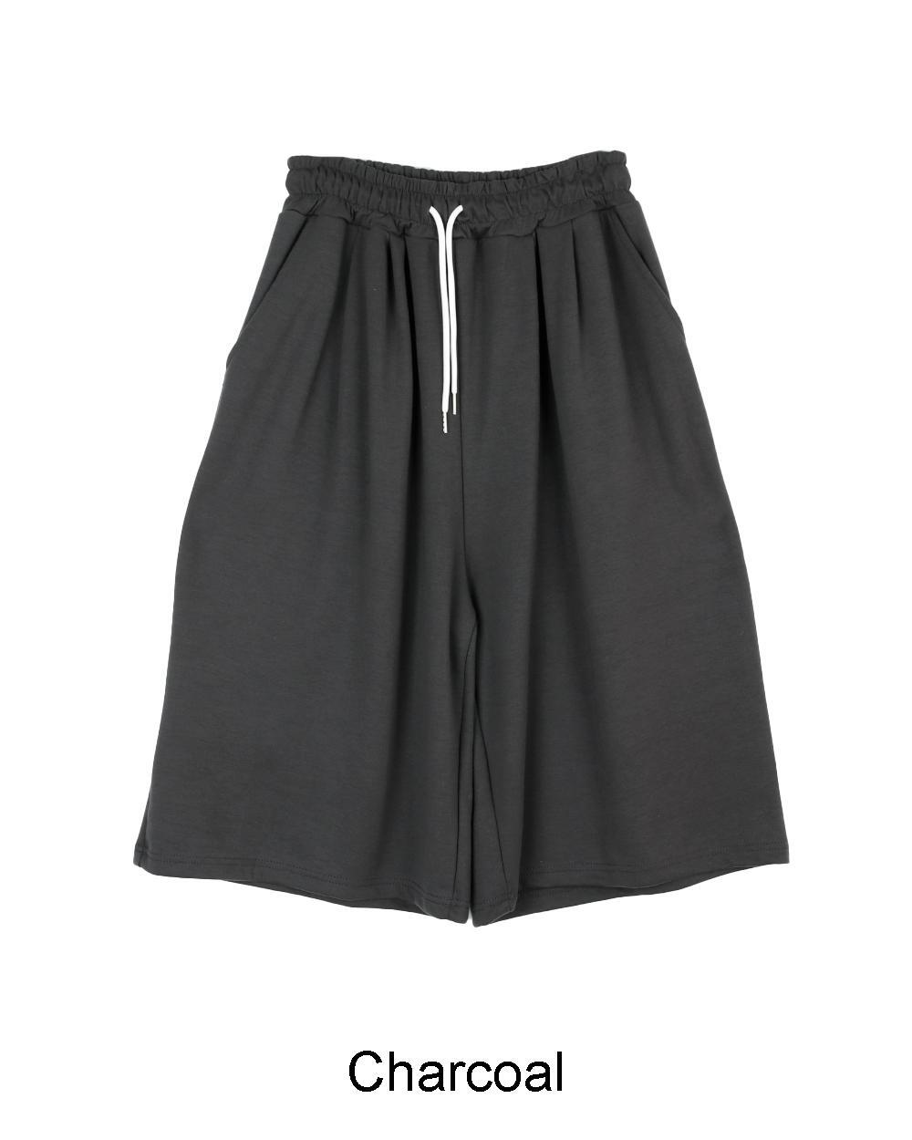 【SATIIIZ】Hela Carpenter Bermuda Pants Hela Carpenter Bermuda Pants - satiiiz