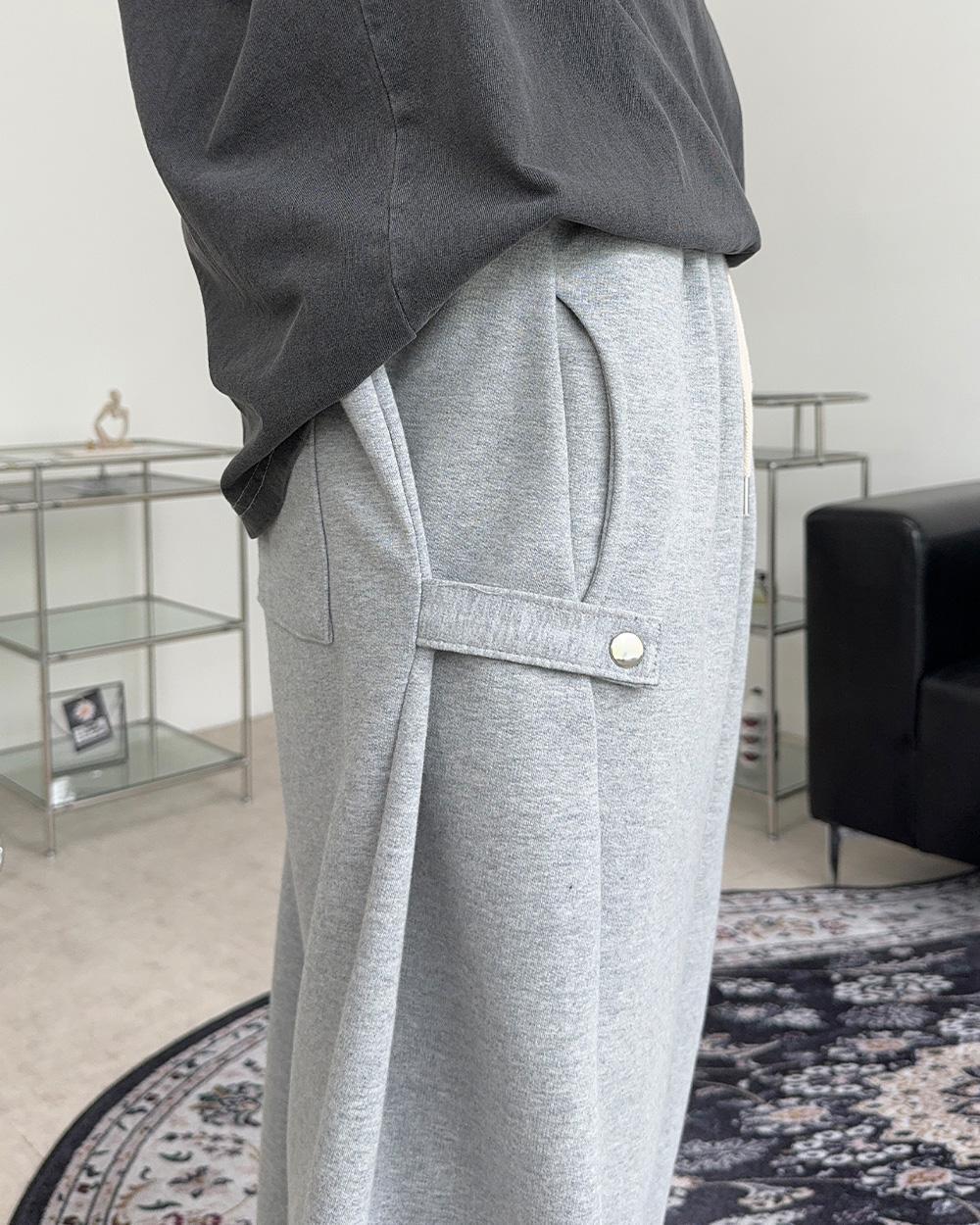 【SATIIIZ】Cape Button Balloon Brushed Sweatpants Cape Burton Balloon Sweatpants - satiiiz