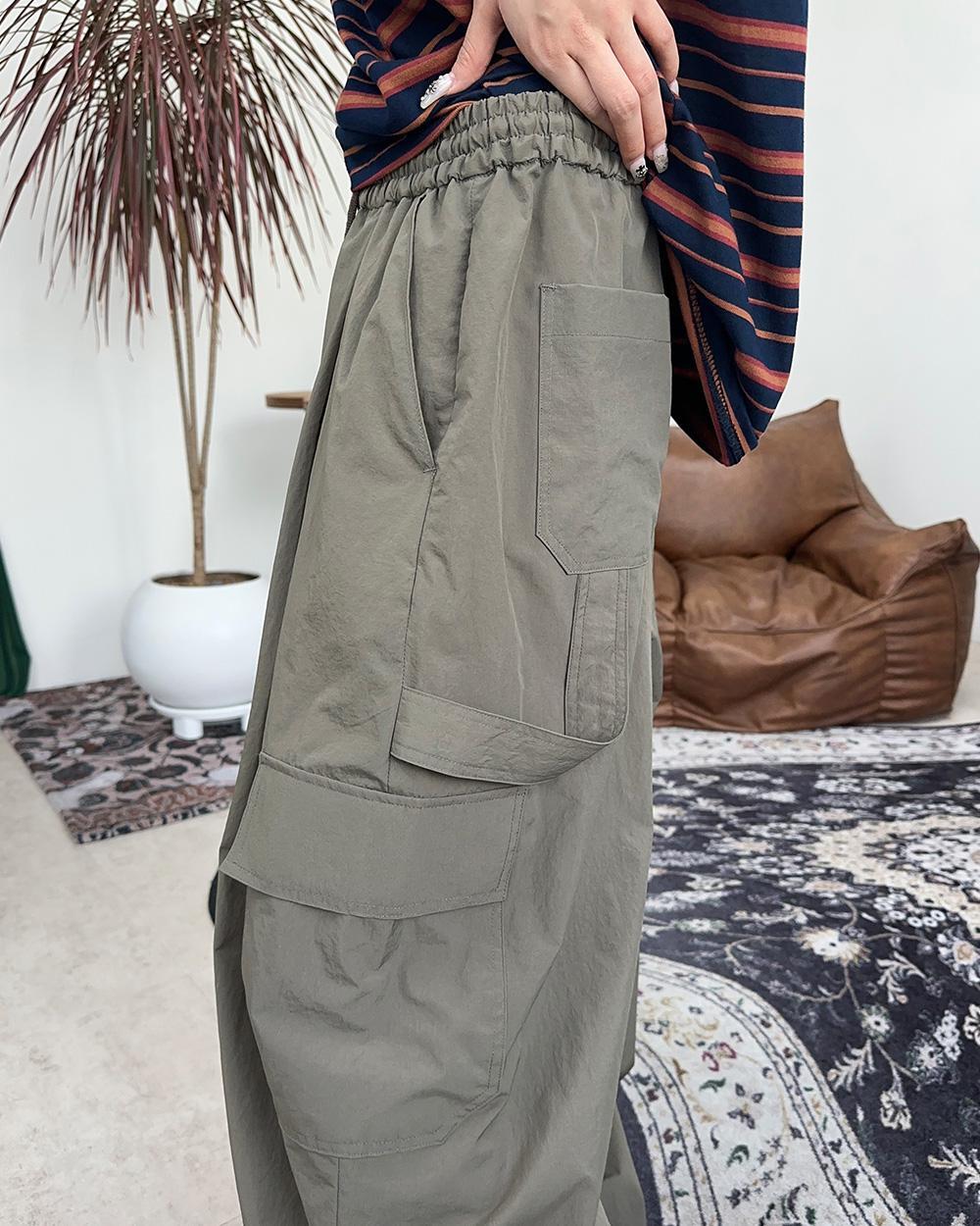 【SATIIIZ】Hellion nylon cargo pants Herr Nylon Cargo Pants - satiiiz