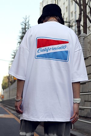 80 캘리포니아 박시 하프 티셔츠