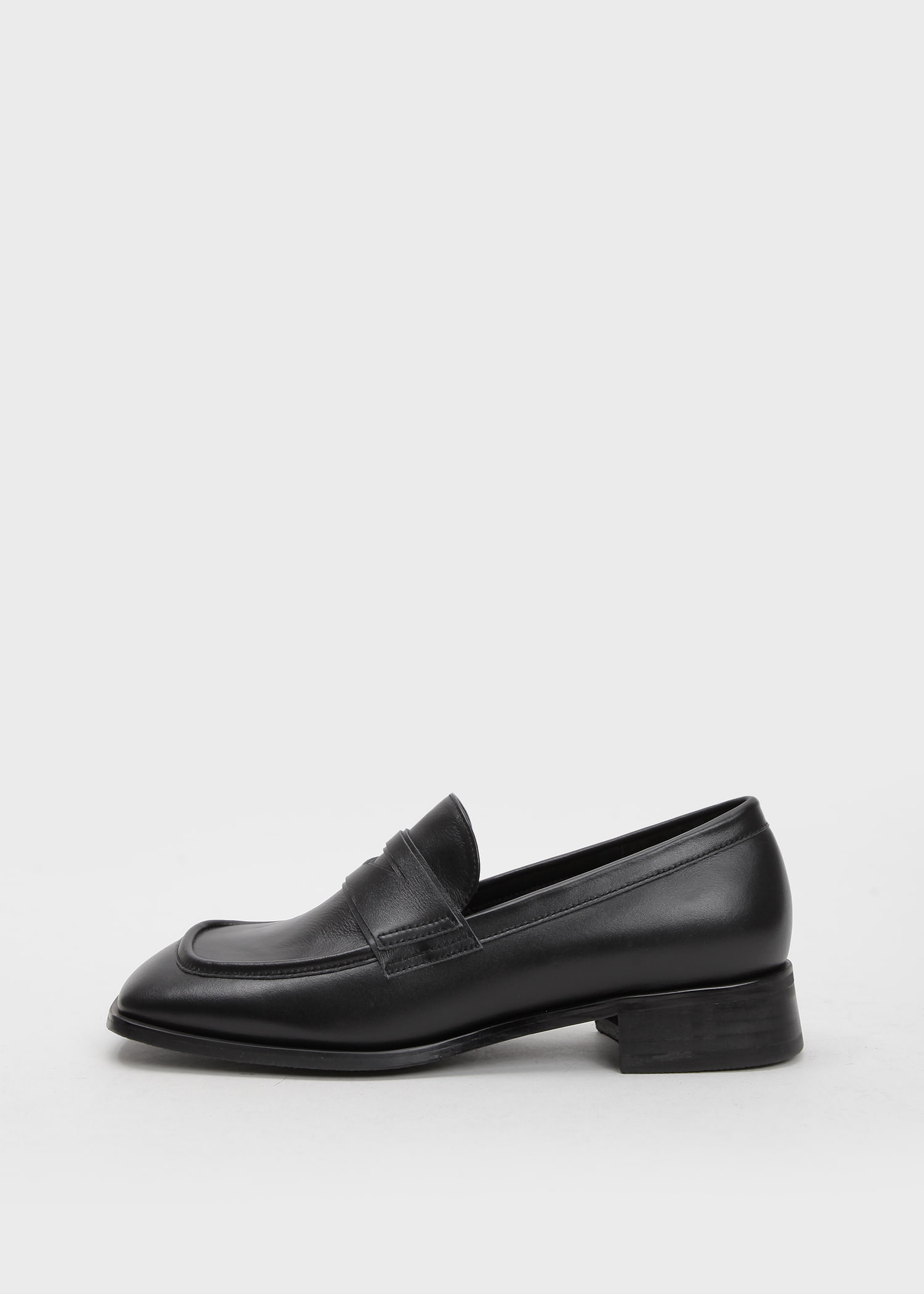 LAYERED SQUARE LOAFER [C2S03 BK]