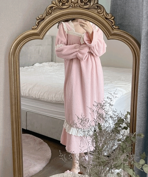[여성] 핑크양털 원피스 수면잠옷