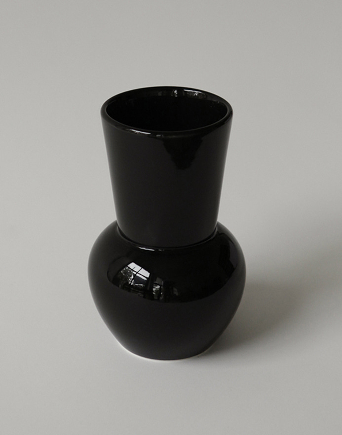 Plain Vase · Onyx · Large