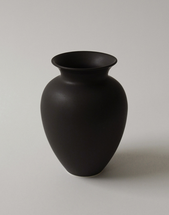 Amphora Vase · Night Rain · Small