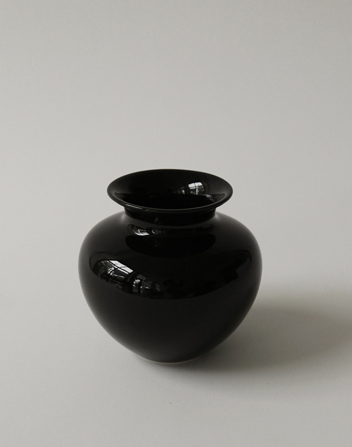 Round Vase · Onyx · Small