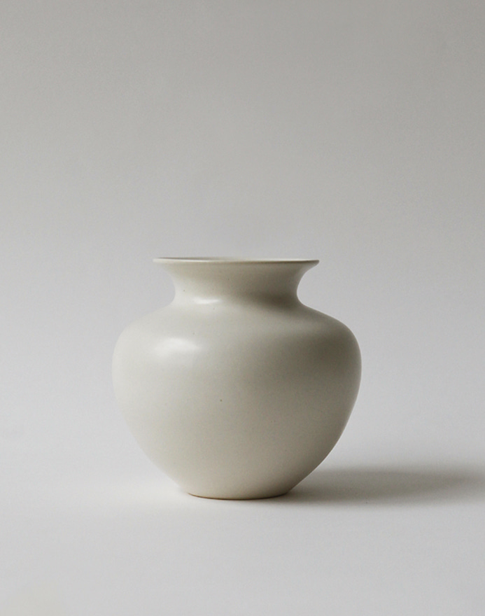 Round Vase S · Fog
