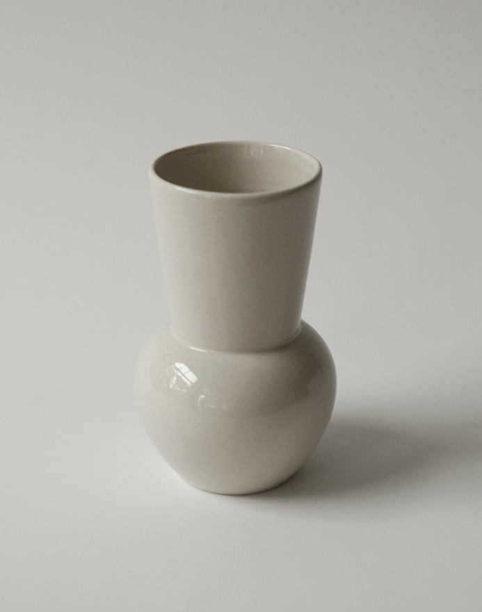 Plain Vase · Sand · Large