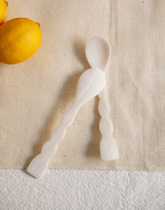 Shell Lace Spoon