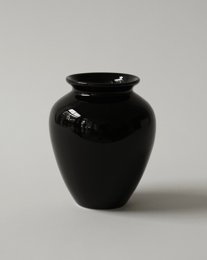 Jar Vase · Onyx · Small