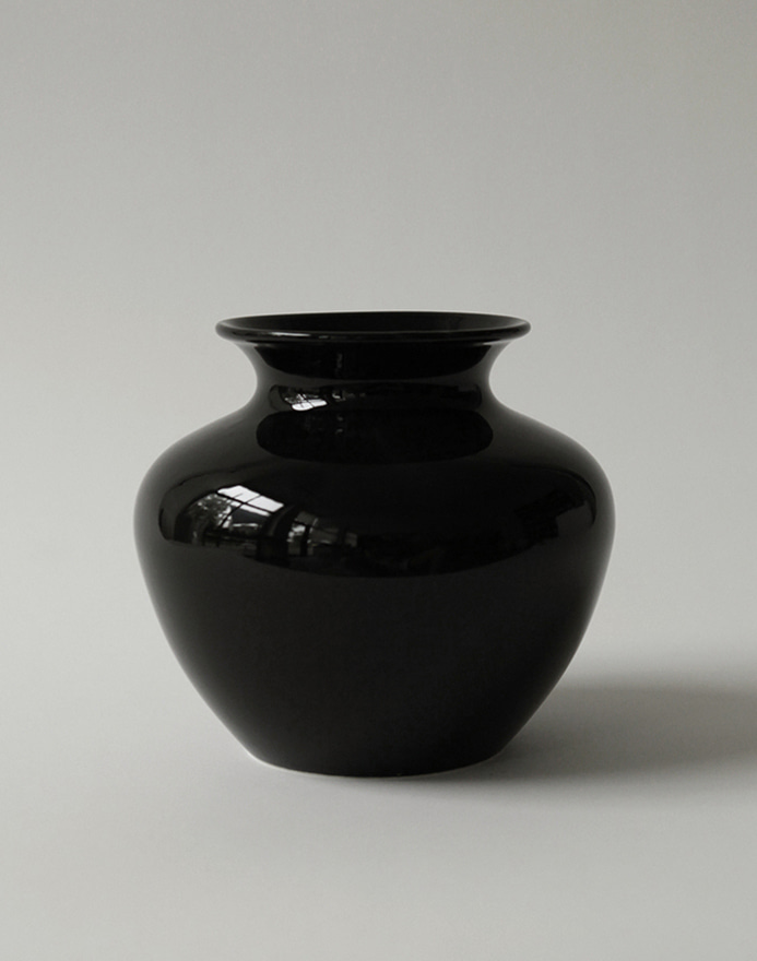 Round Vase · Onyx · Large