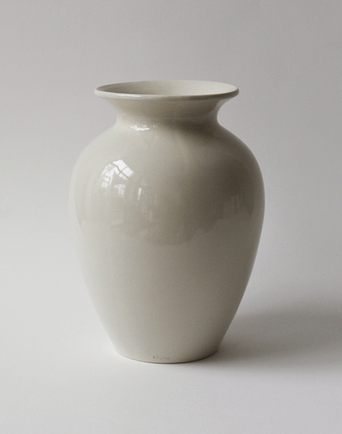 Amphora Vase · Sand · Large