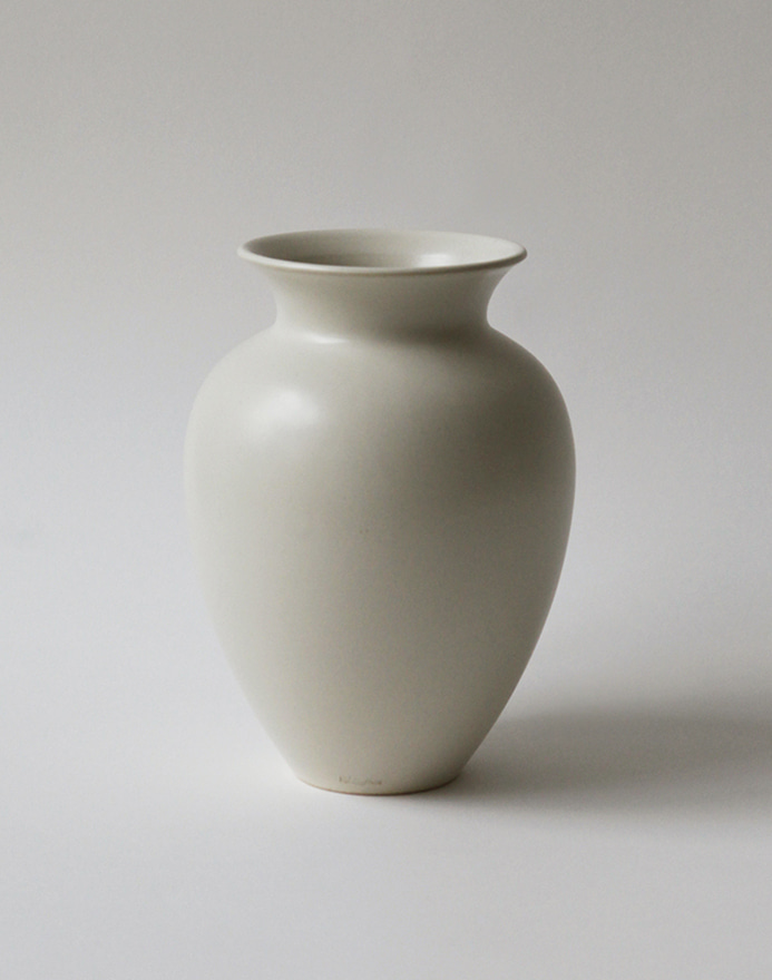 Amphora Vase S · Fog