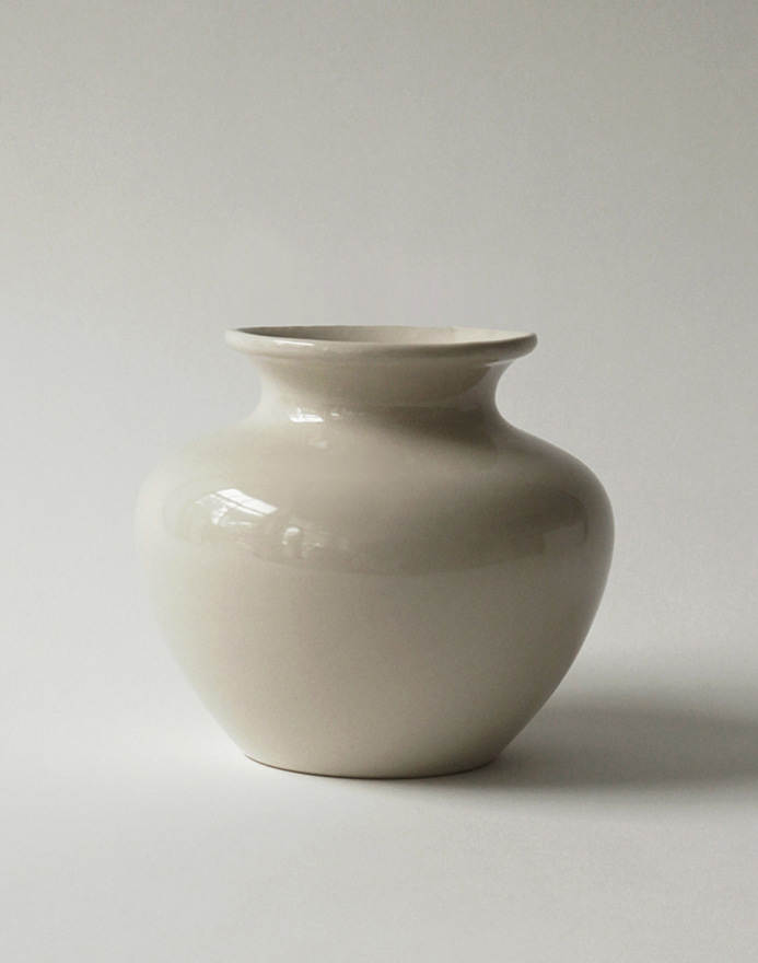 Round Vase · Sand · Large