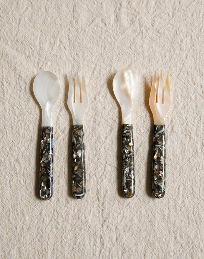 Shell Mosaic Cutlery · Black